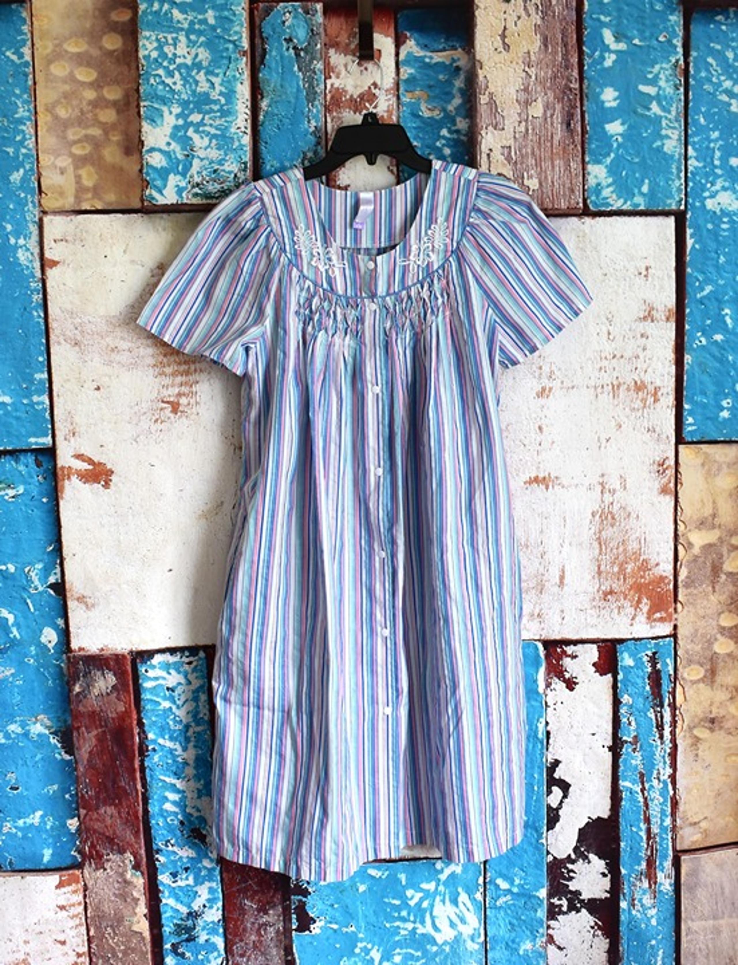Women's Secret Treasures Sleepwear Nightgown Short Sleeve MEDIUM Blue PRE-OWNED