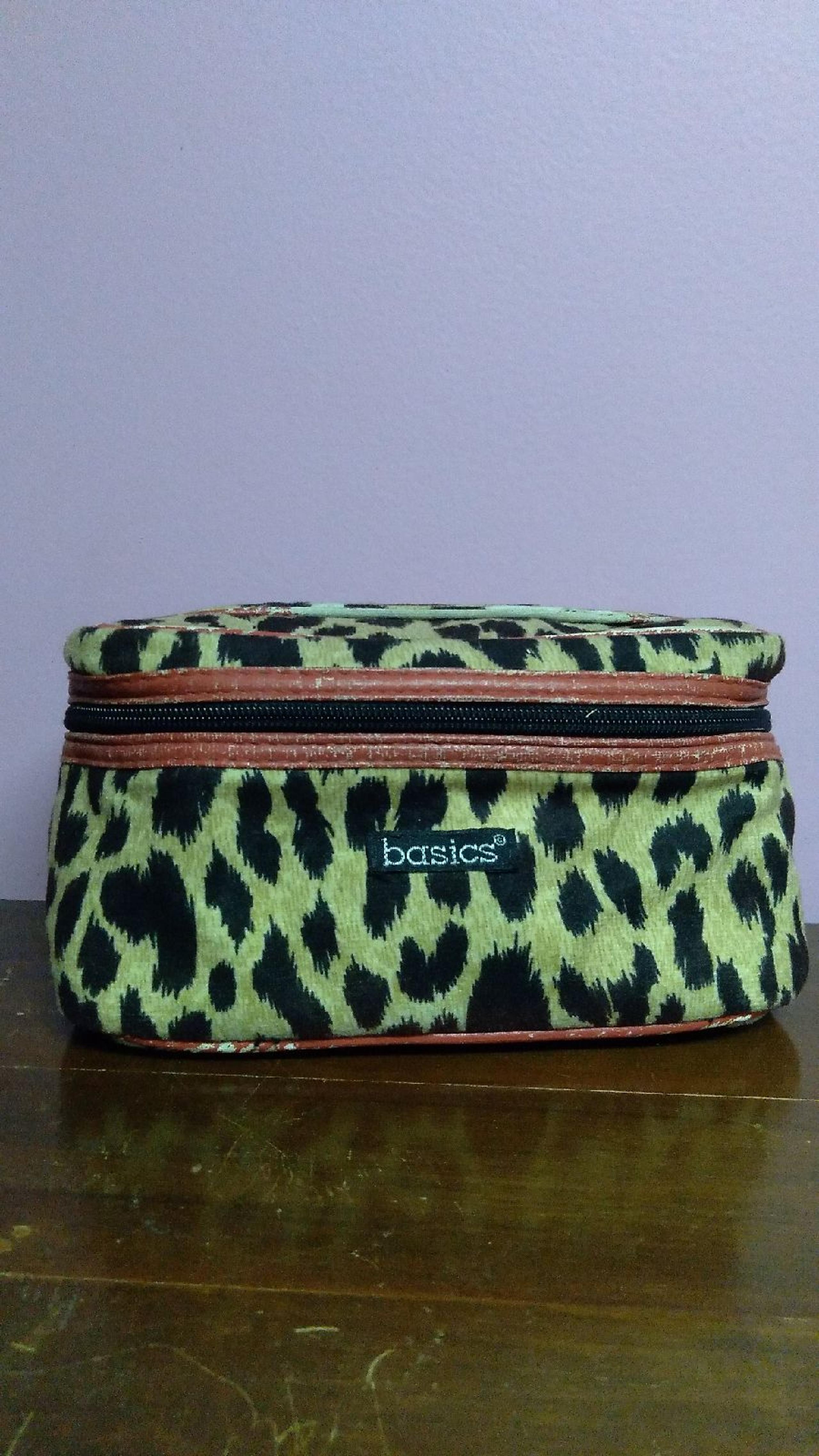 Small Makeup bag