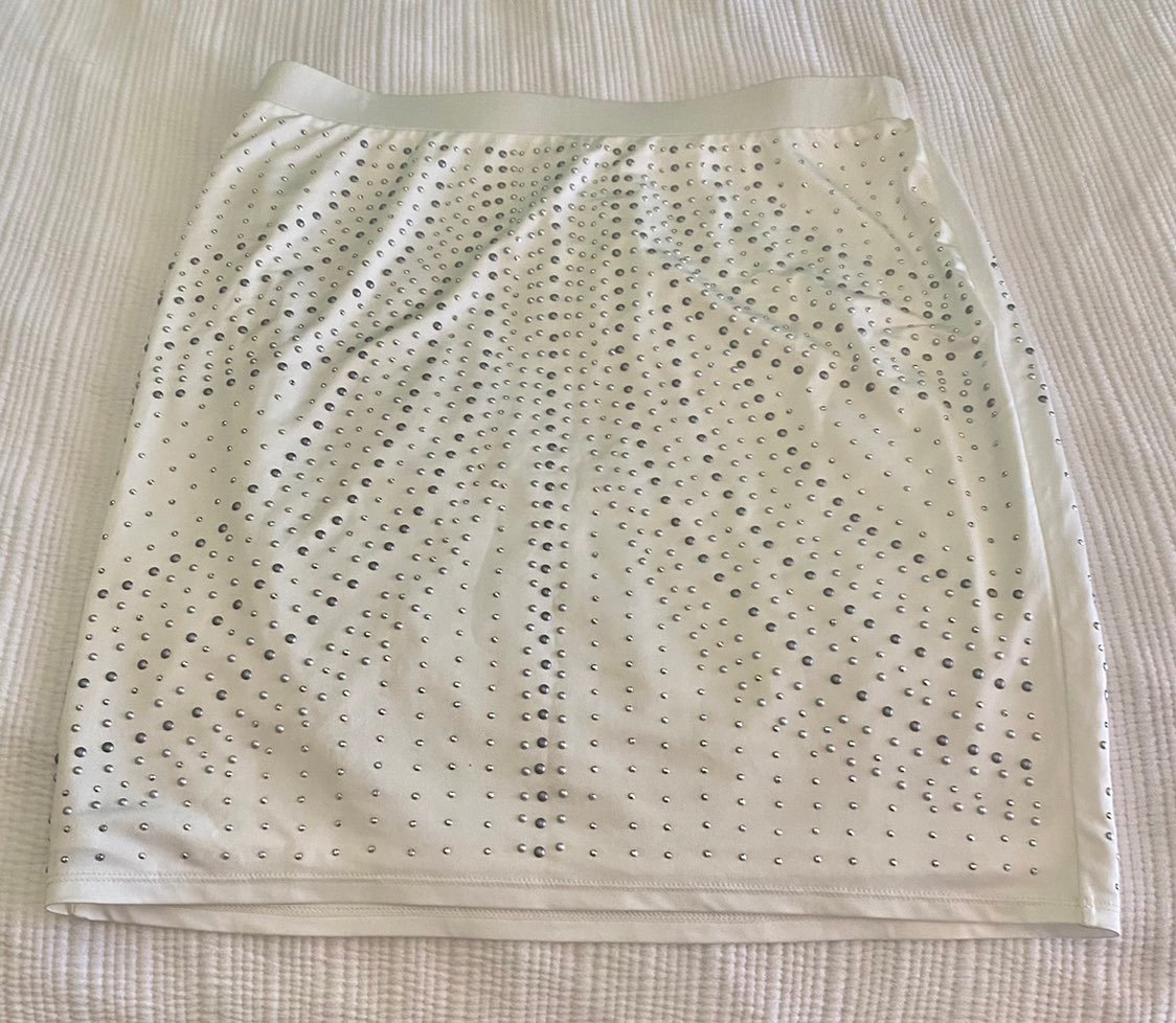 Cache Size 12 silver studded skirt