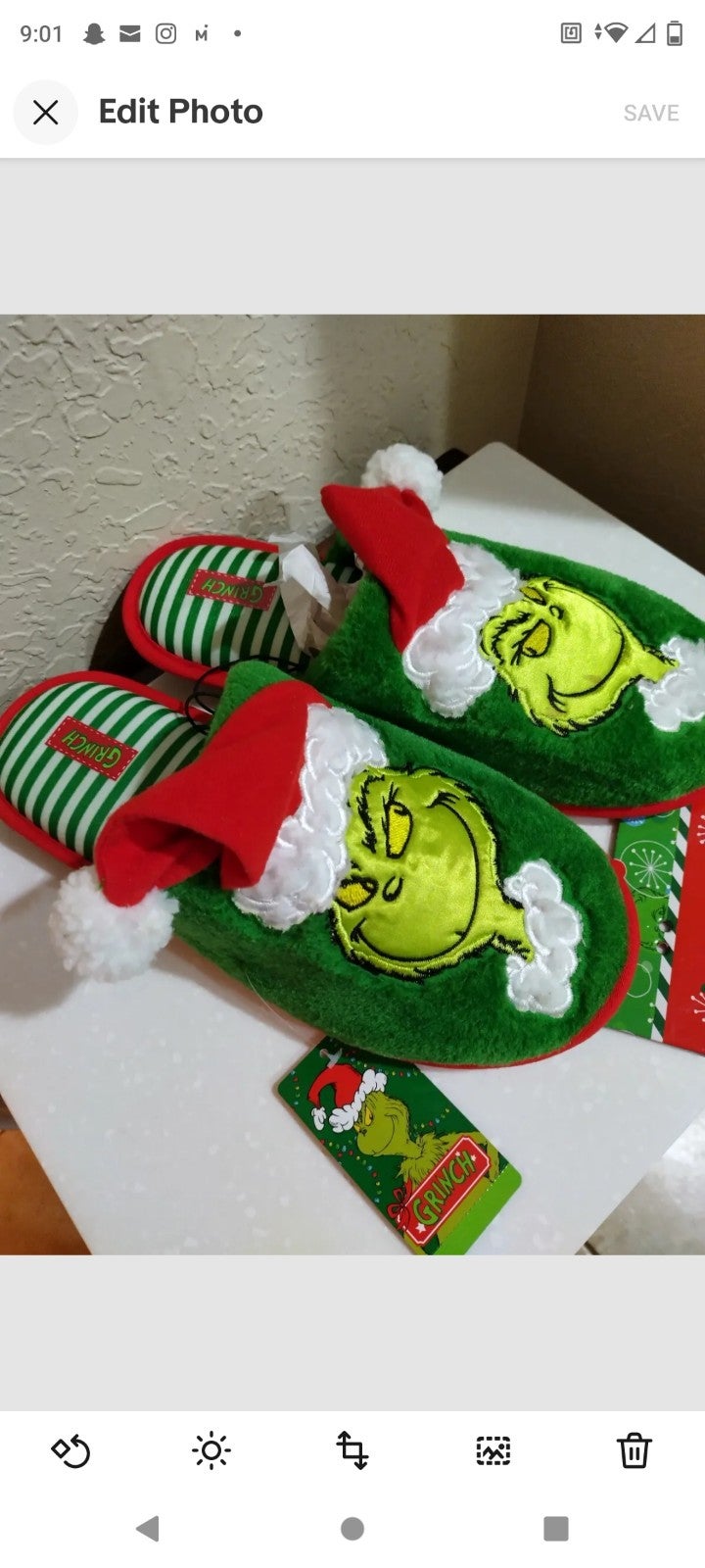 Dr. Seuss Grinch Christmas Men's Slippers 3D Embroidered Applique 9-10 Dr. Seuss Grinch Christmas Men's Slippers 3D Embroidered Applique 9-10