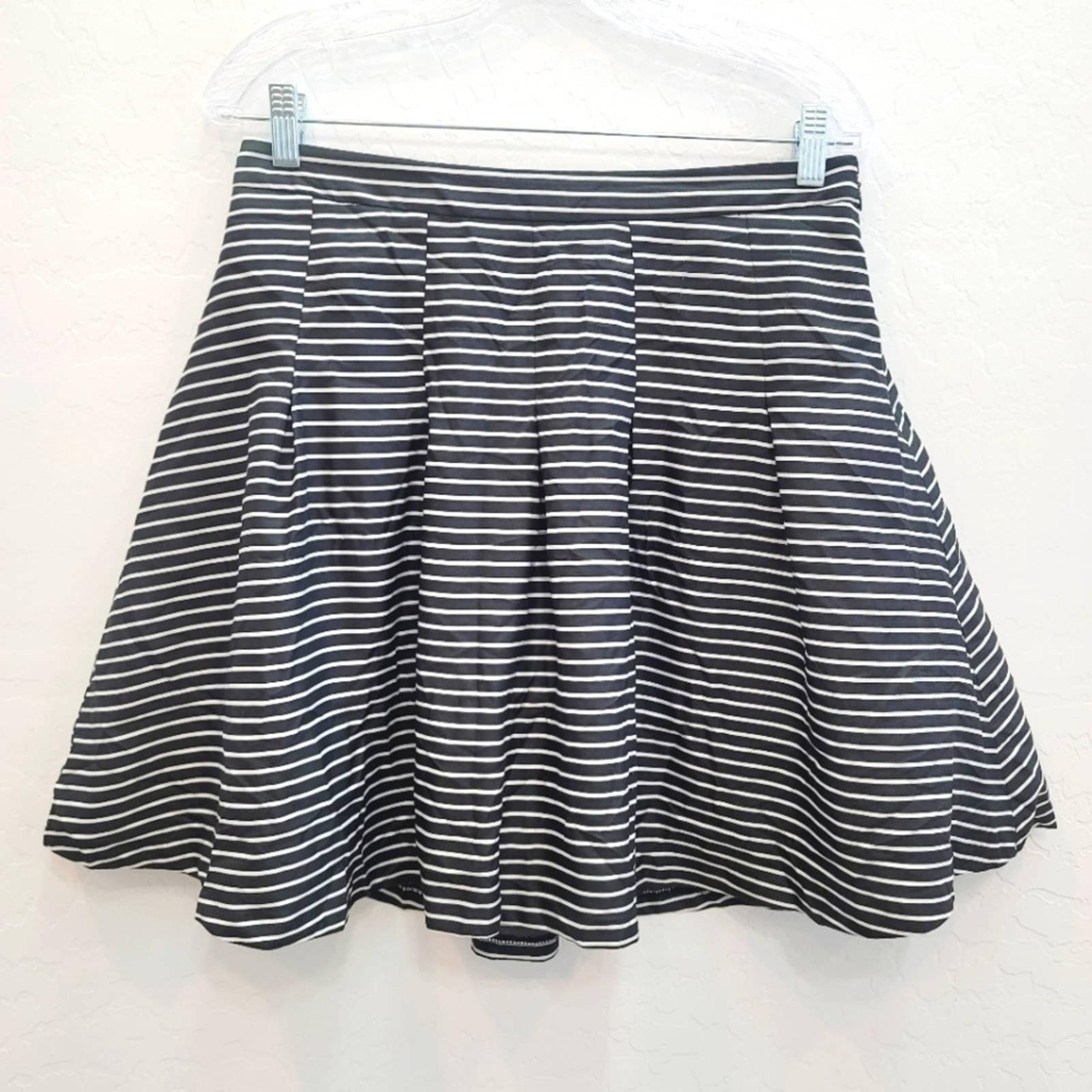 The Limited Black & White Striped A-Line Skirt Women's Size 8
