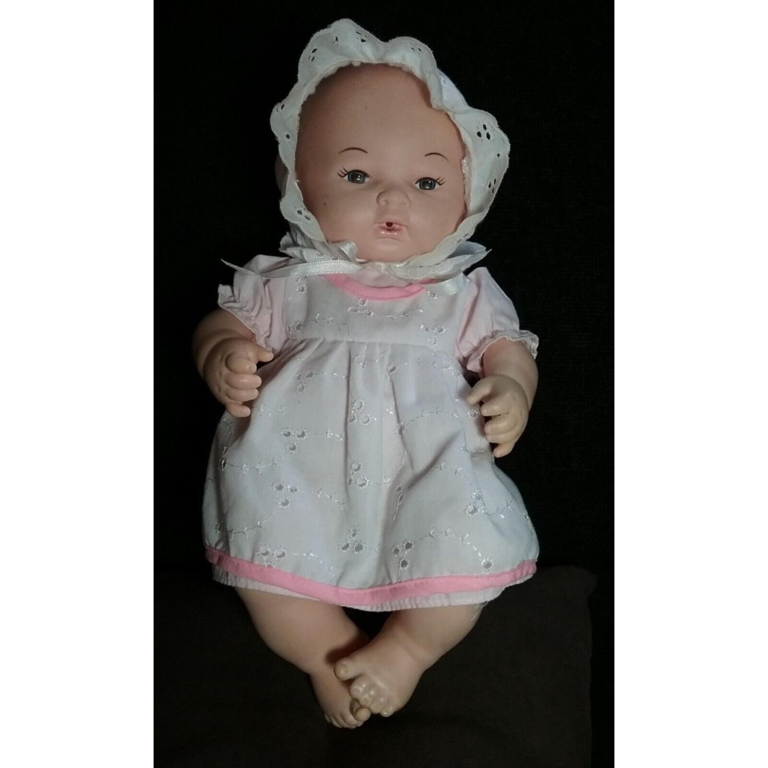 1982 Vintage Playmates Baby Doll Soft Rubber & Vinyl Drinks Wets Hong Kong 12"