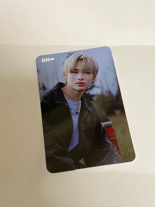 enhypen Niki Yizhiyu With Fans third round border: day one photocard