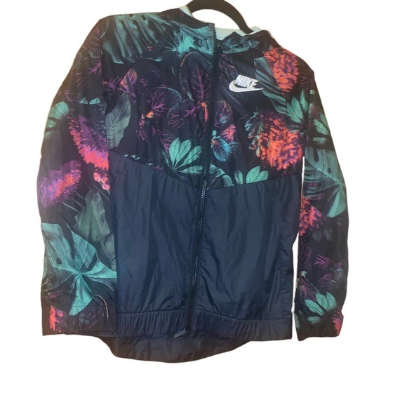 Girl Nike floral Sportswear Windrunner Hooded Windbreaker jacket Large youth kid