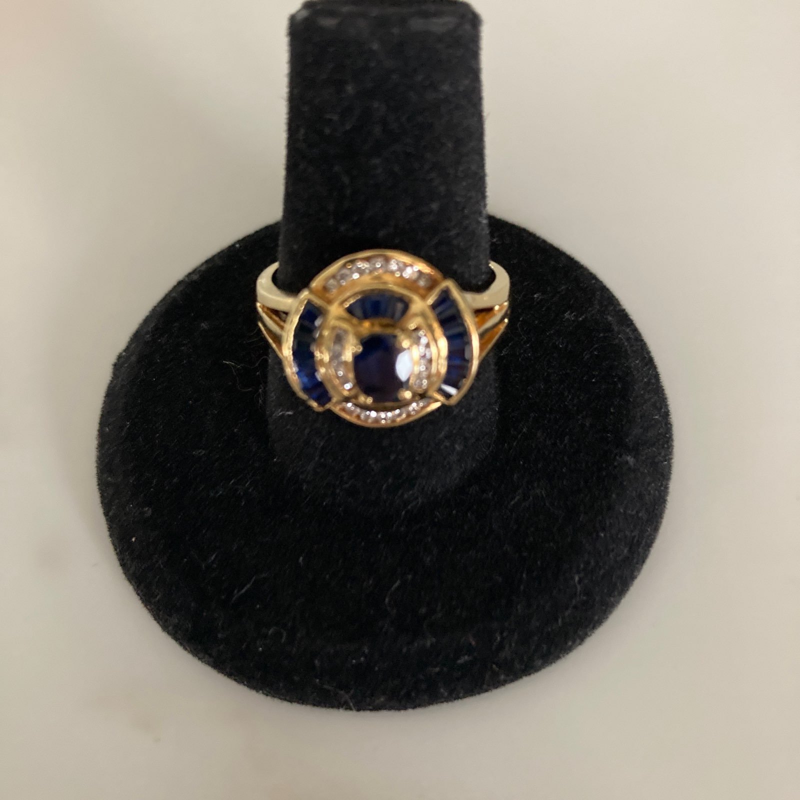 LADYS 18KT YG BL SAPP/DIA FASHION RING