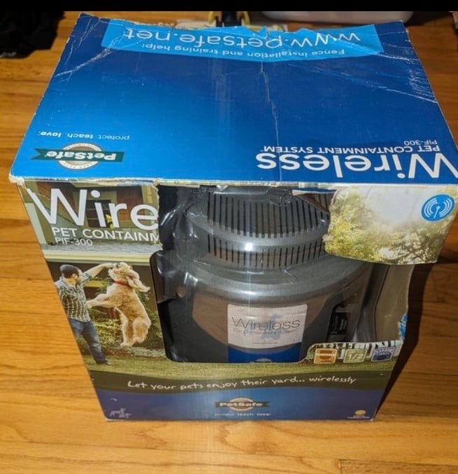 PetSafe Wireless Pet Containment System PIF-300 Dog Fence