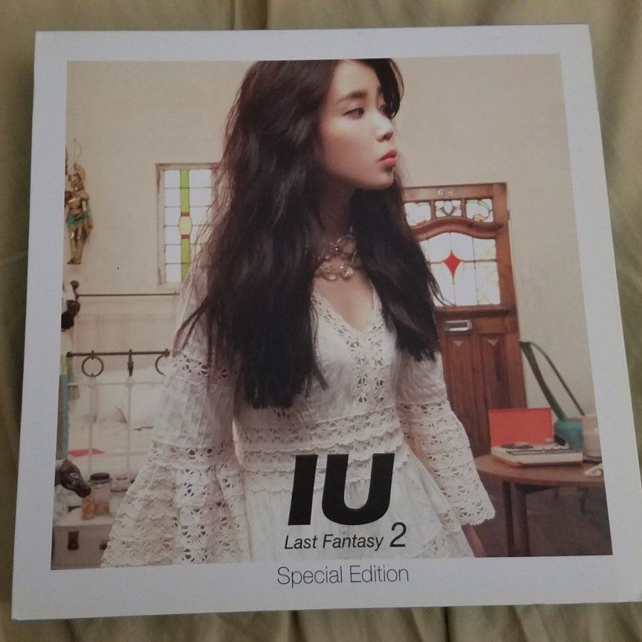 IU 2nd Album Last Fantasy Special Edition CD Photobook Great