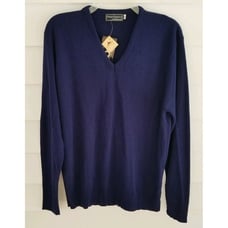 NEW Vtg Peter England Mens Size XL Blue V-neck light Sweater 100% Acrylic