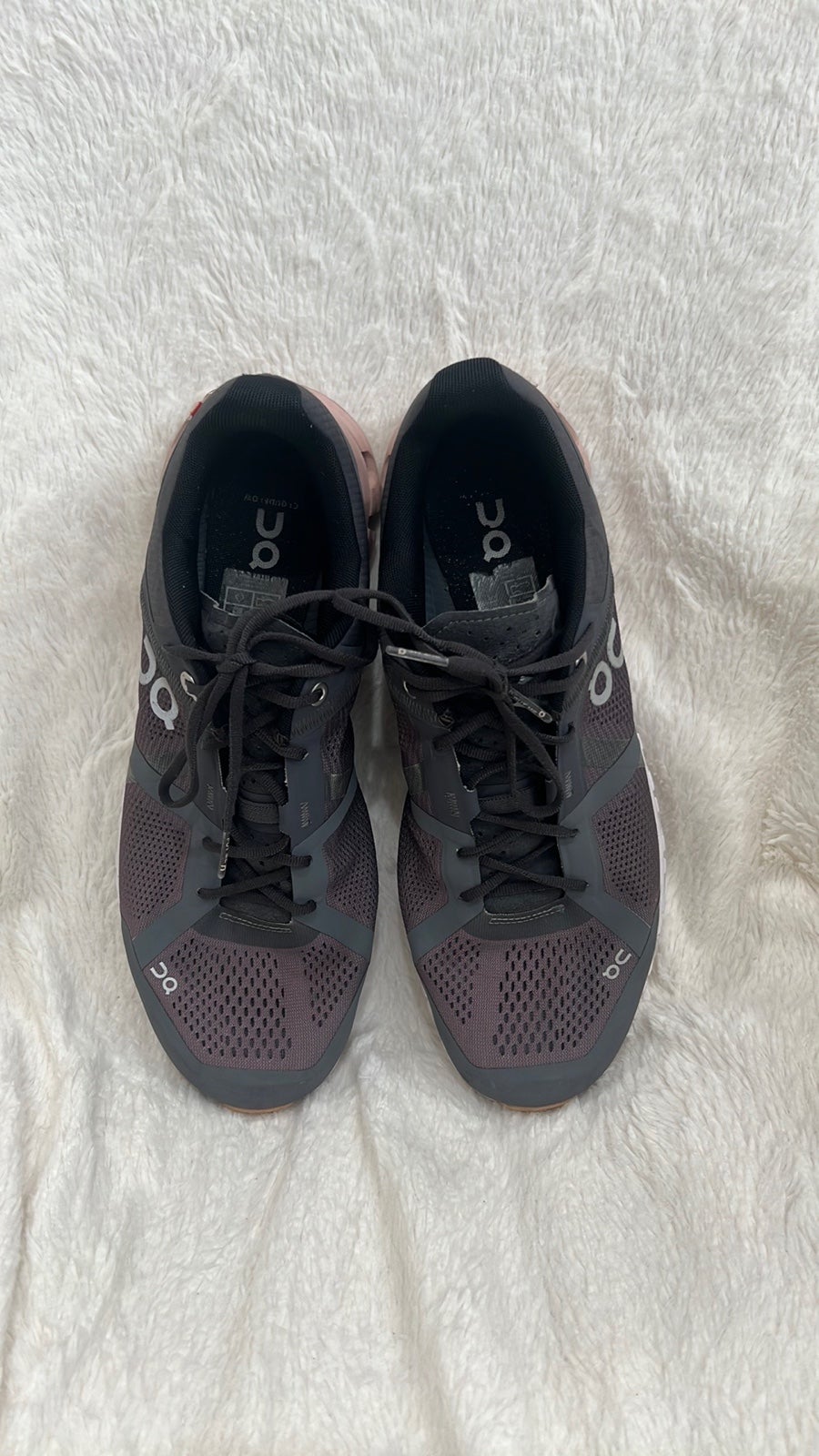 Preowned On Cloud Running Cloudflow Size 10