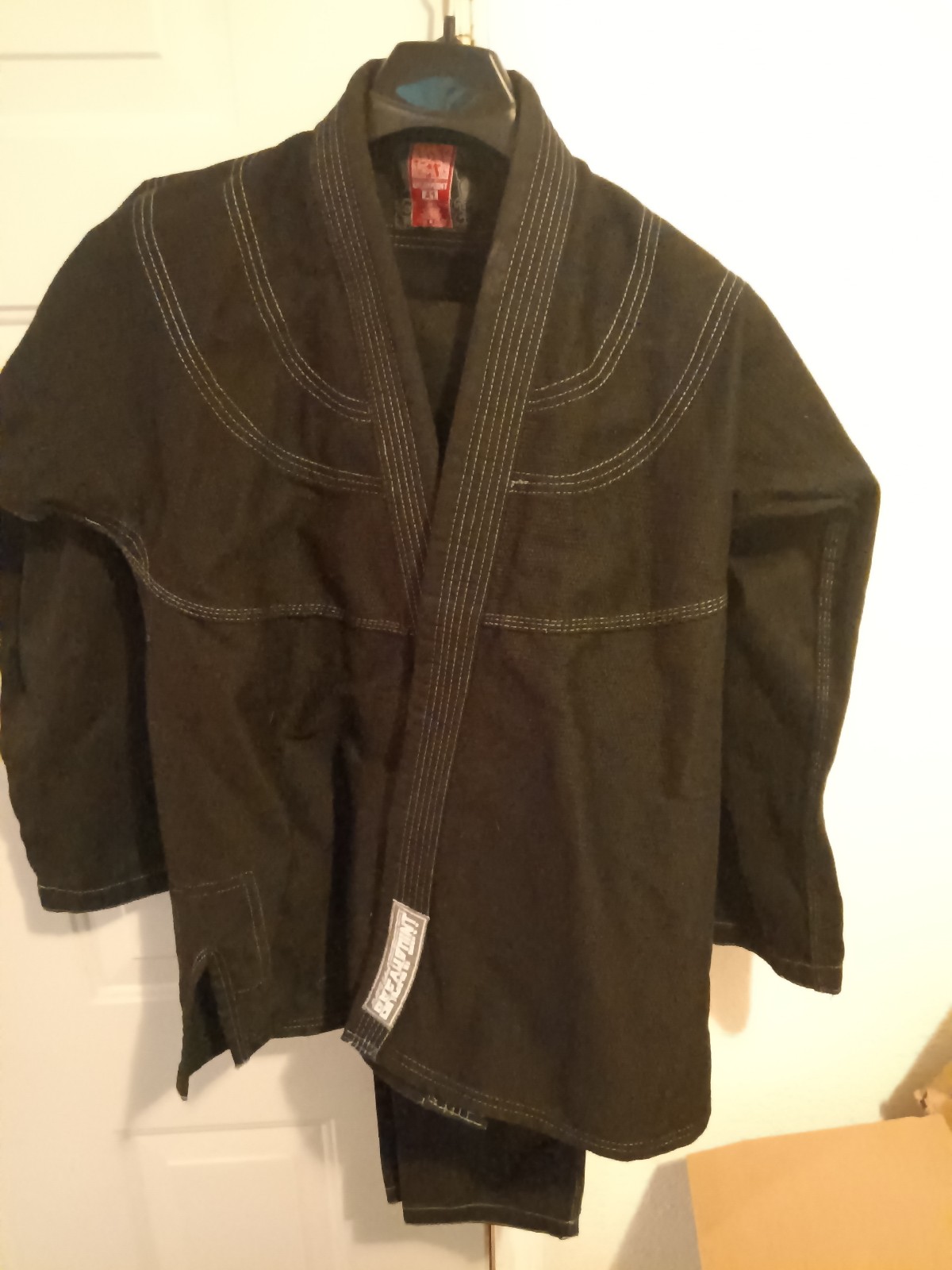 Breakpoint Black Brazilian Jiu Jitsu GI.
