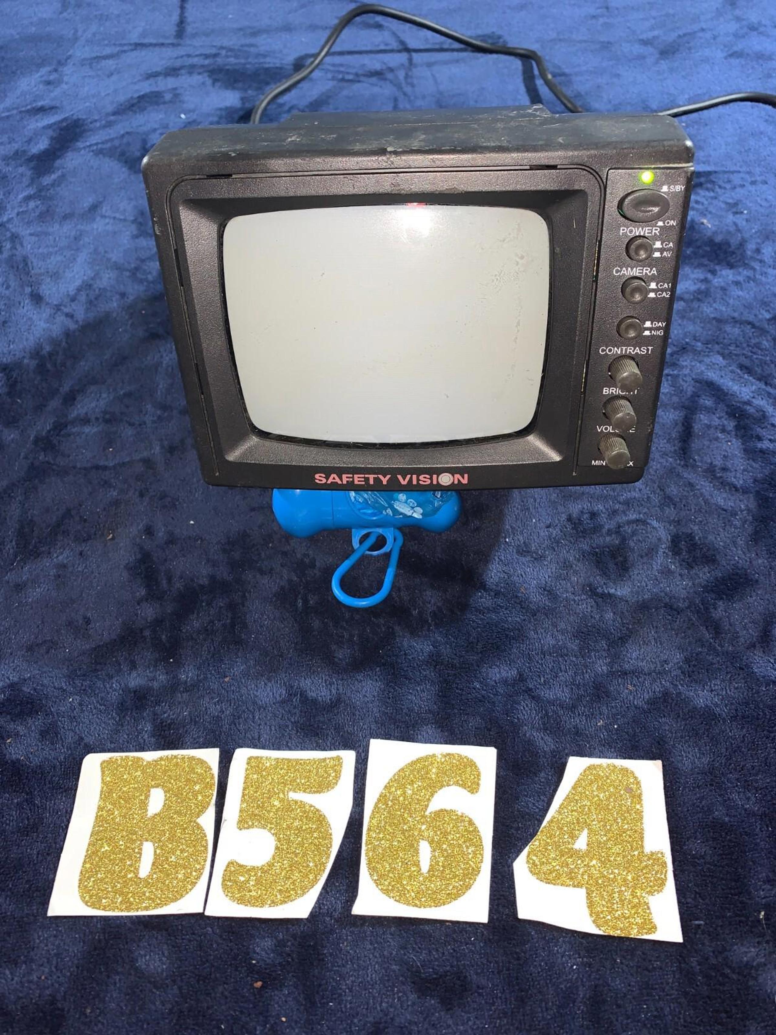 CLARION CJ-722E 6" REAR VIEW SAFETY BACKUP MONITOR TESTED POWERS ON WORKS