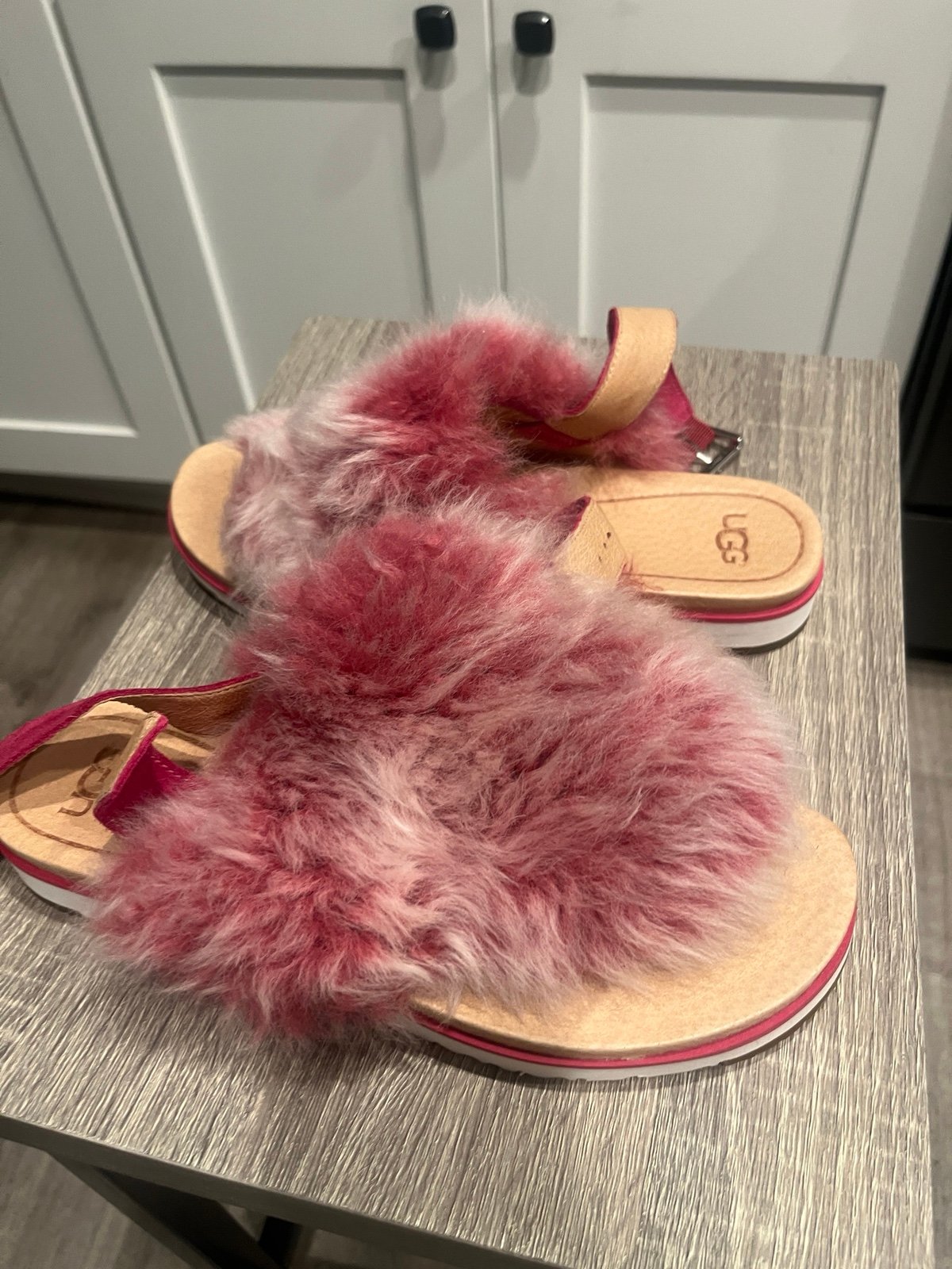 UGG woman slippers size 9