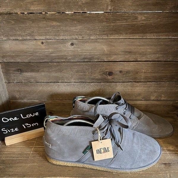 New NWT Mens One Love Bob Marley Gray Suede Ankle Chukka Boots Size 13 M