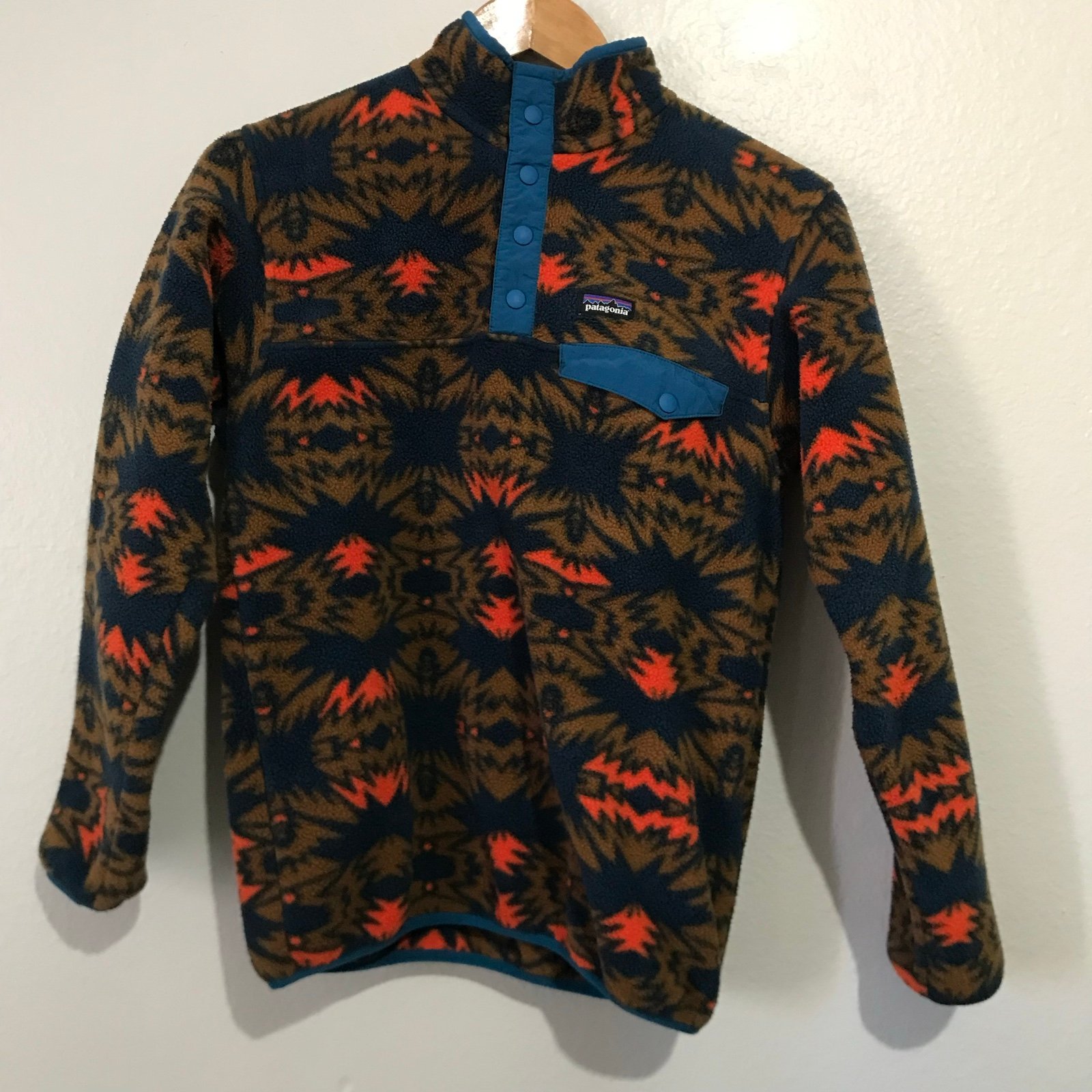 Boys’ Patagonia Synchilla Aztec Pattern Pullover Fleece Jacket Size XL 14