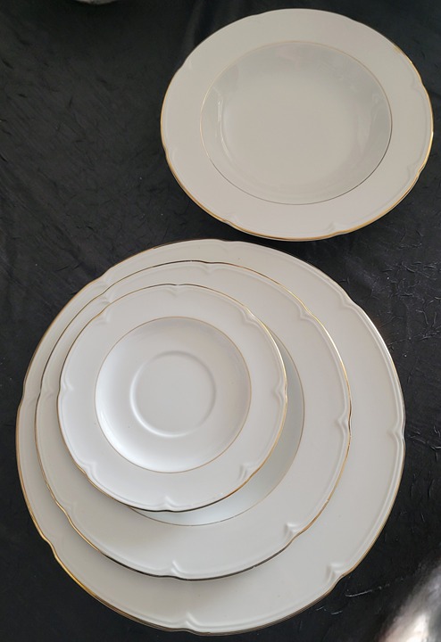LiLing Elegance Gold China