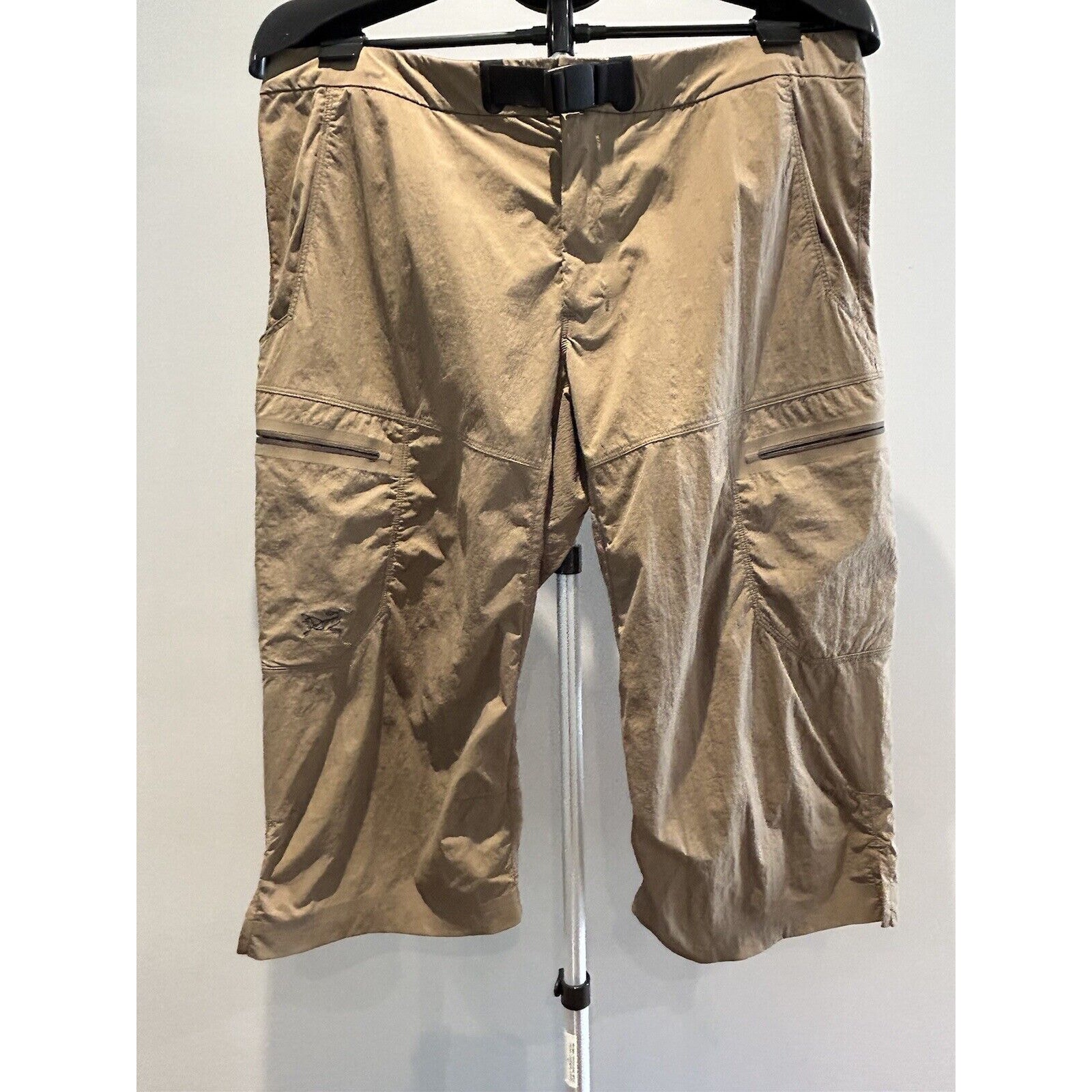 Women's Arc'Teryx Brown Tan Cargo Hiking Shorts Size 12