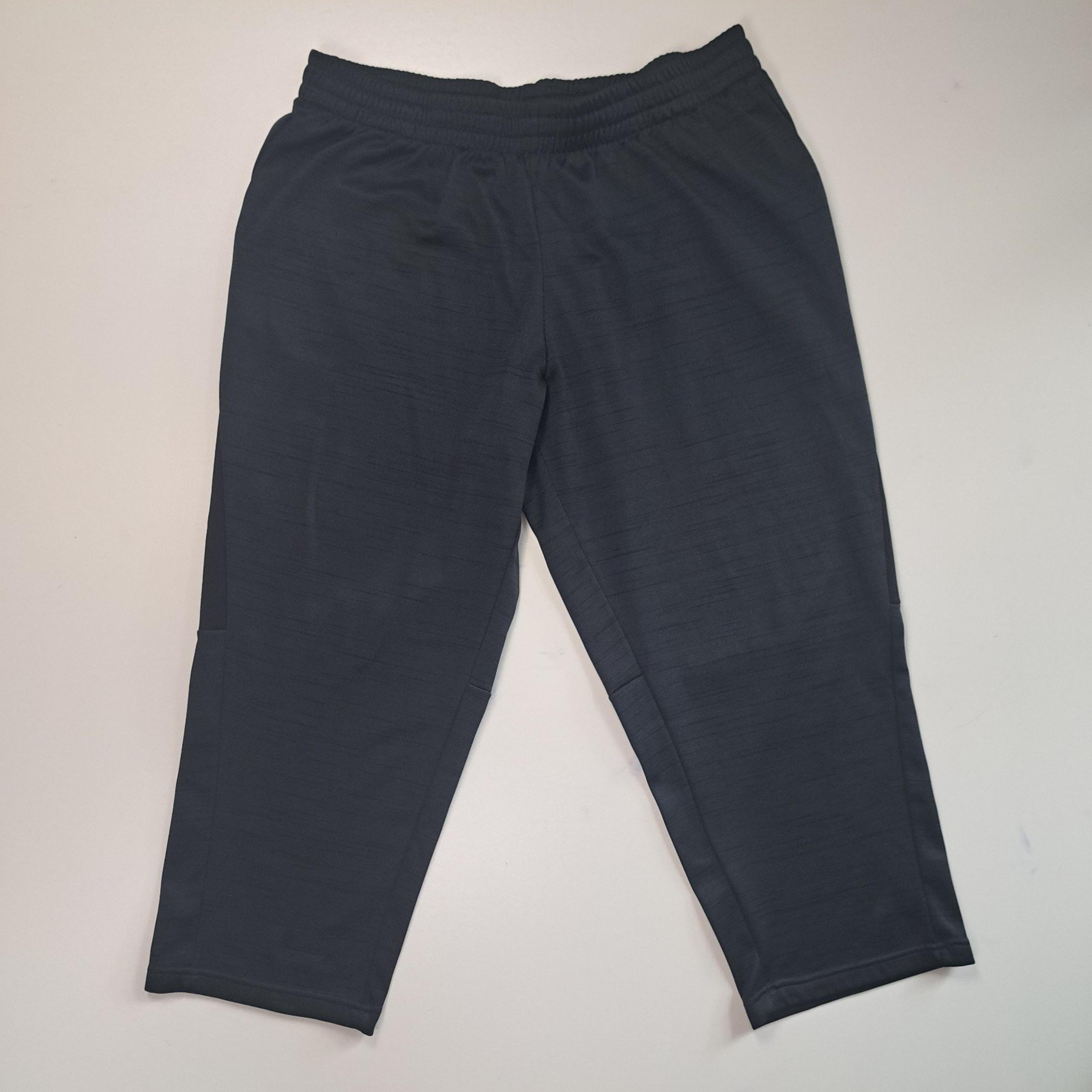 tek gear short below knee sweatpants for men size 2 XB dark gray