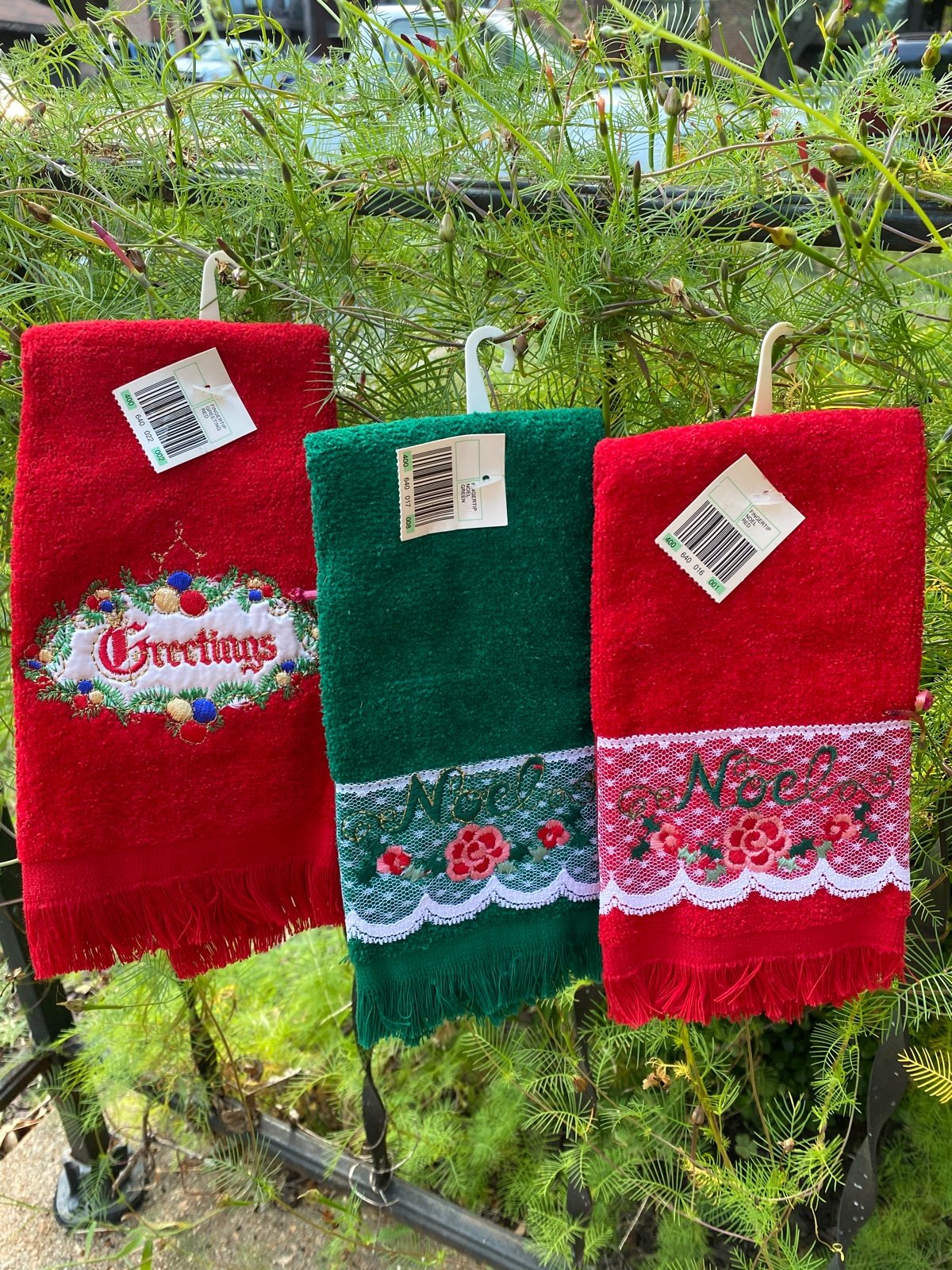 Cannon vintage embroidered ,fringed fingertip towel 3