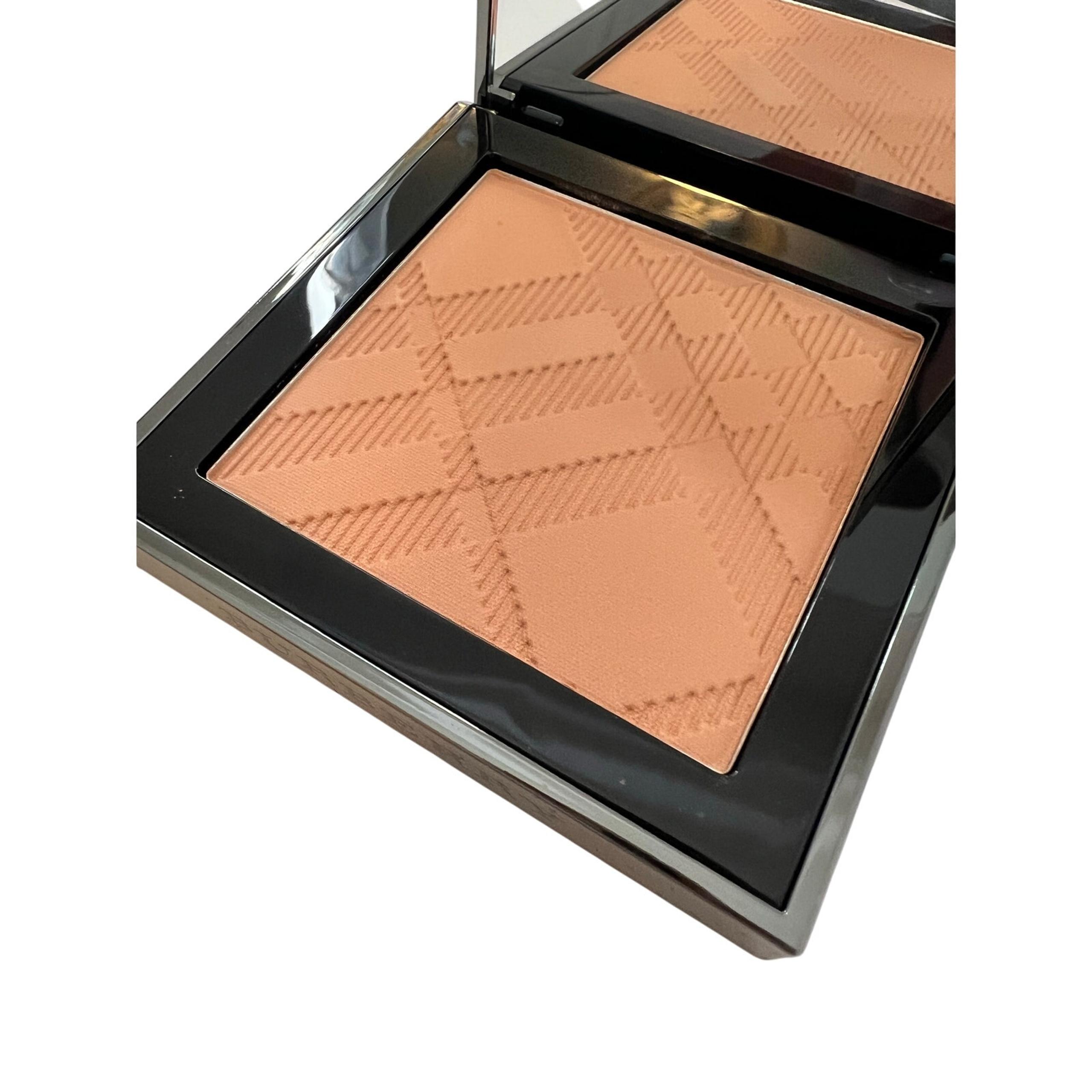 NEW Warm Glow Natural Bronzer Warm Glow No.01 0.35 oz/ 10g full size - Burberry