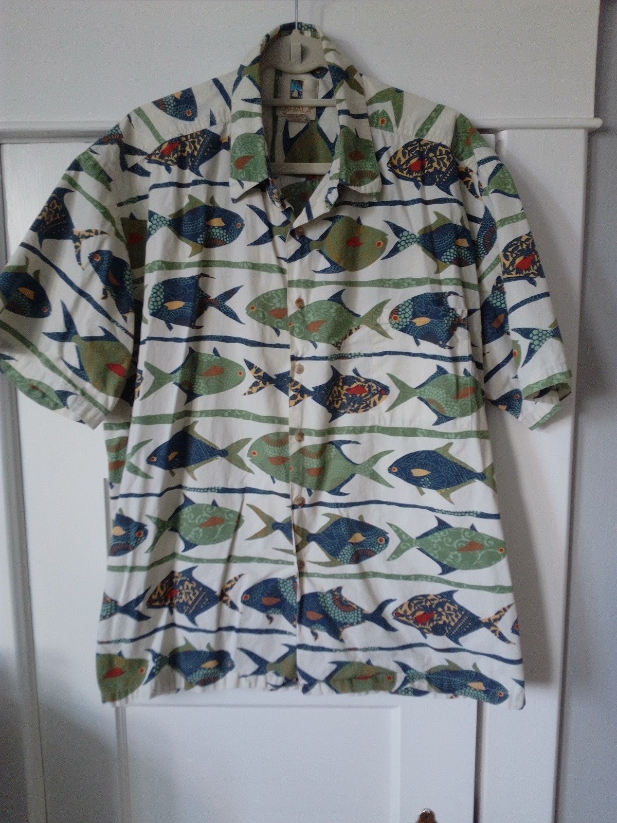 KAHALA Hawaiian Shirt; EXCELLENT CONDITION : ALMOST 'LIKE-NEW'; Size: XL