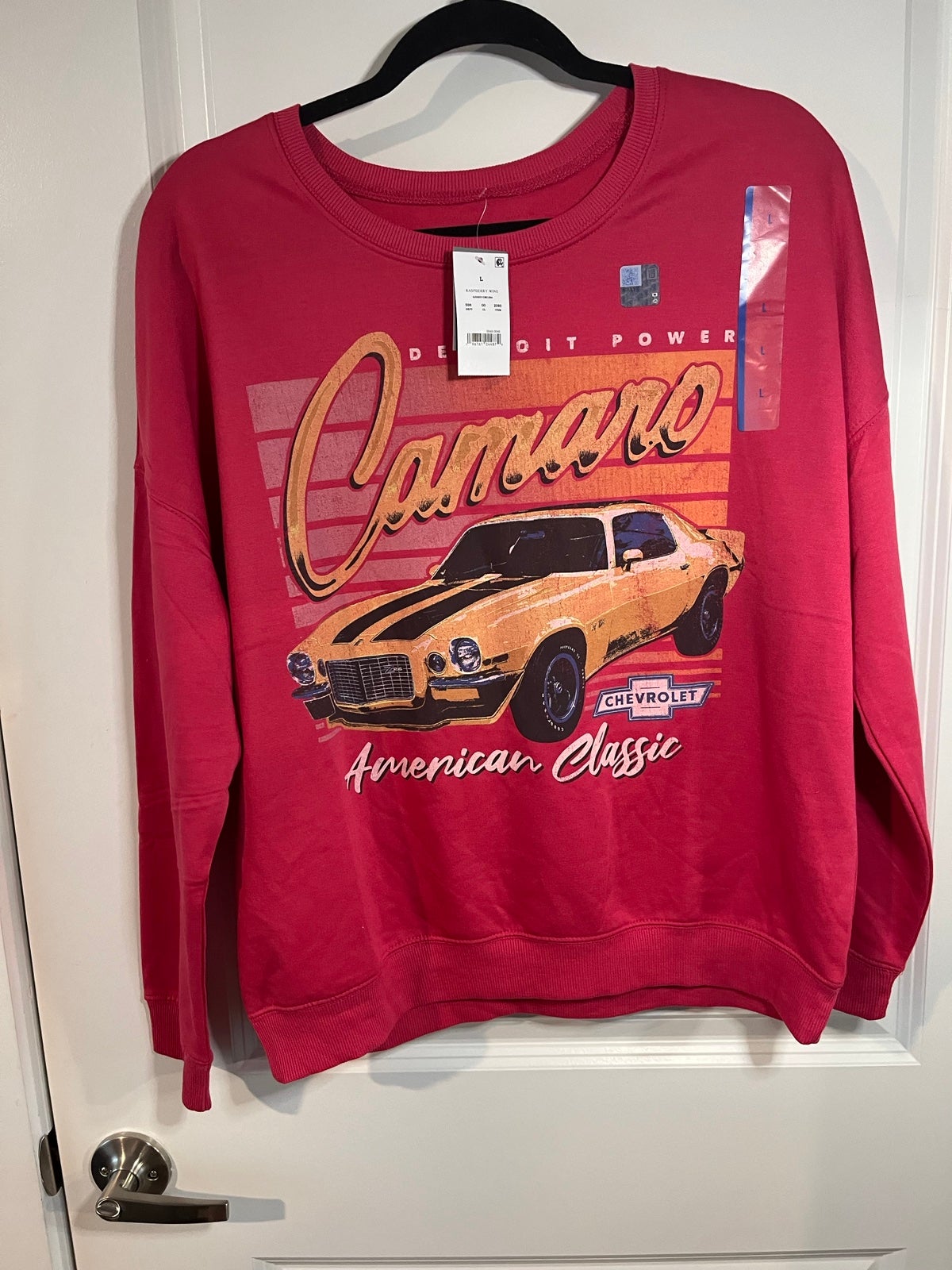 NWT General Motors Camaro Z28 Red Sweatshirt Size Large