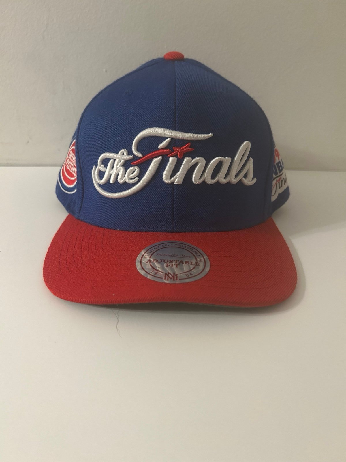 1990 NBA world champions Detroit Pistons hat