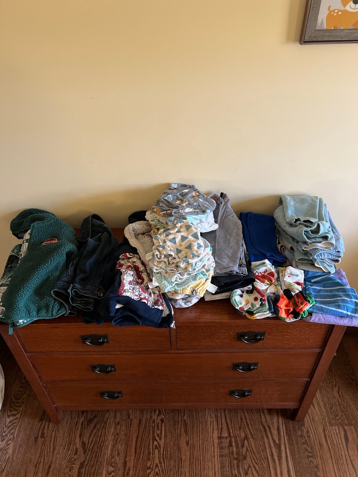 Bundle of 4T boys clothes