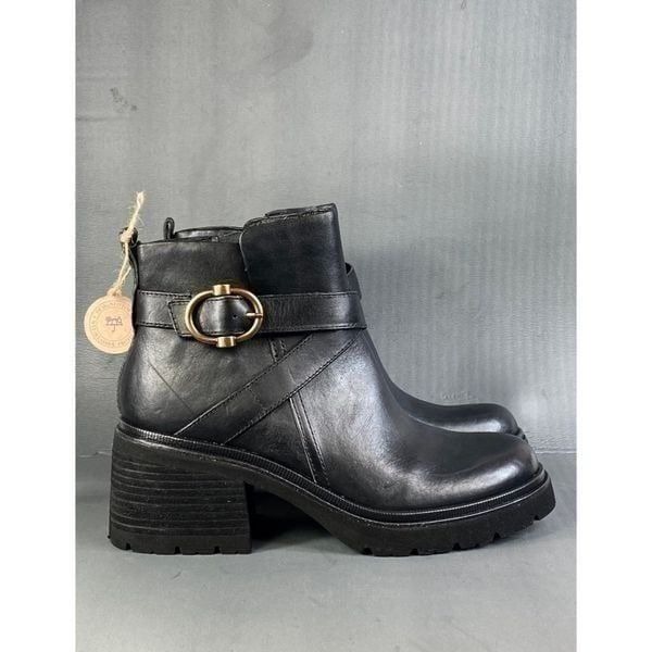 SOFFT WOMEN'S JENINE BLACK leather platform booties size 10