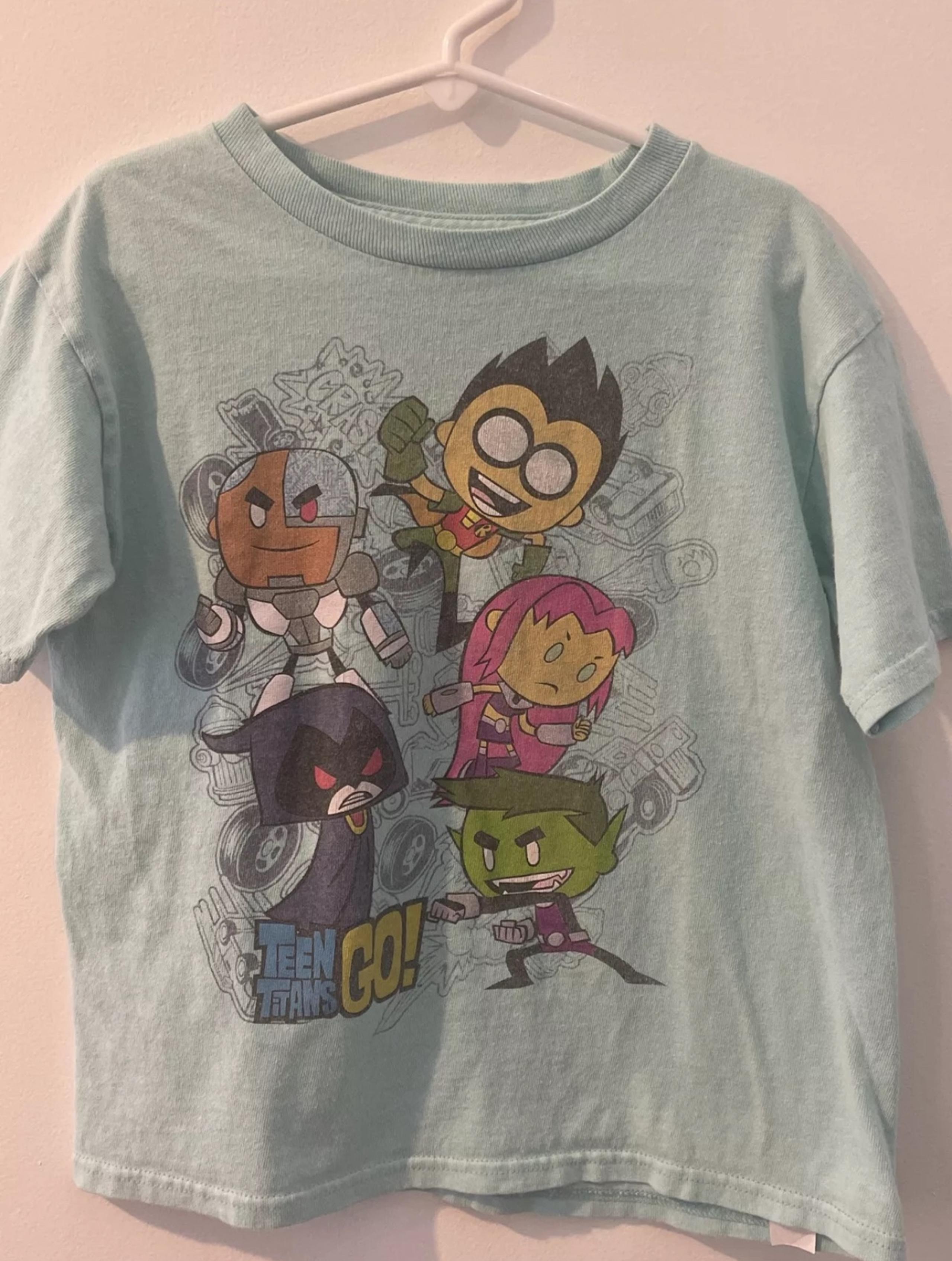 Teen Titans Go! Graphic Tee 100% Cotton Short Sleeve Sz Small