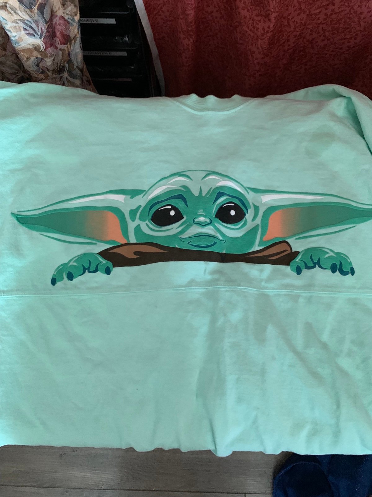 XS Disney Mandalorian spirit jersey