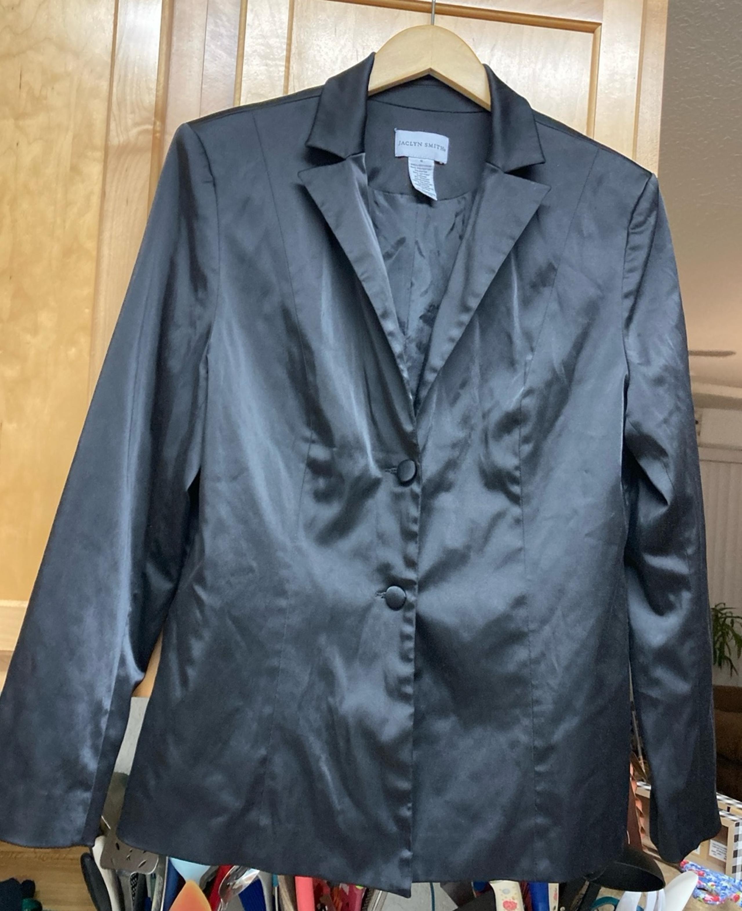Jaclyn Smith Size 16 Black Satiny Blazer