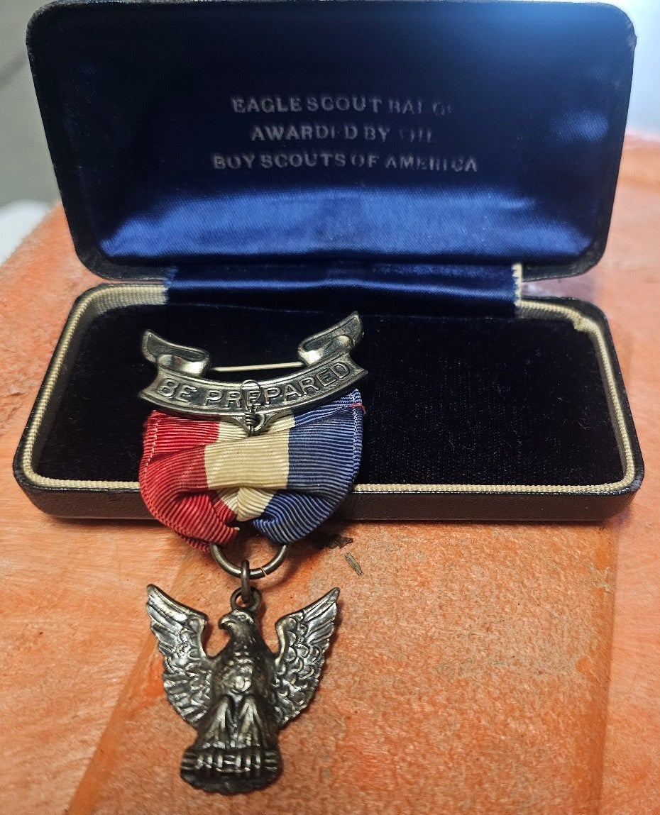 Vintage Boy Scout BSA Eagle Scout Medal Award Badge and BSA Lincoln Trail Medal