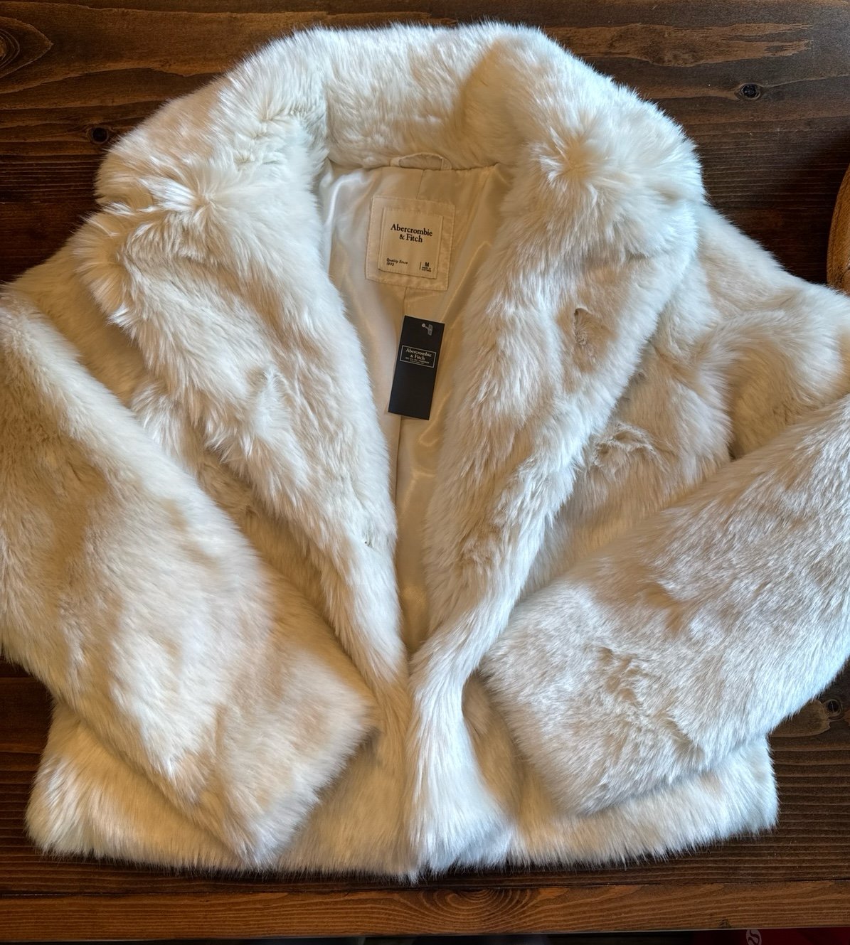 Abercrombie&Fitch faux fur cropped jacket