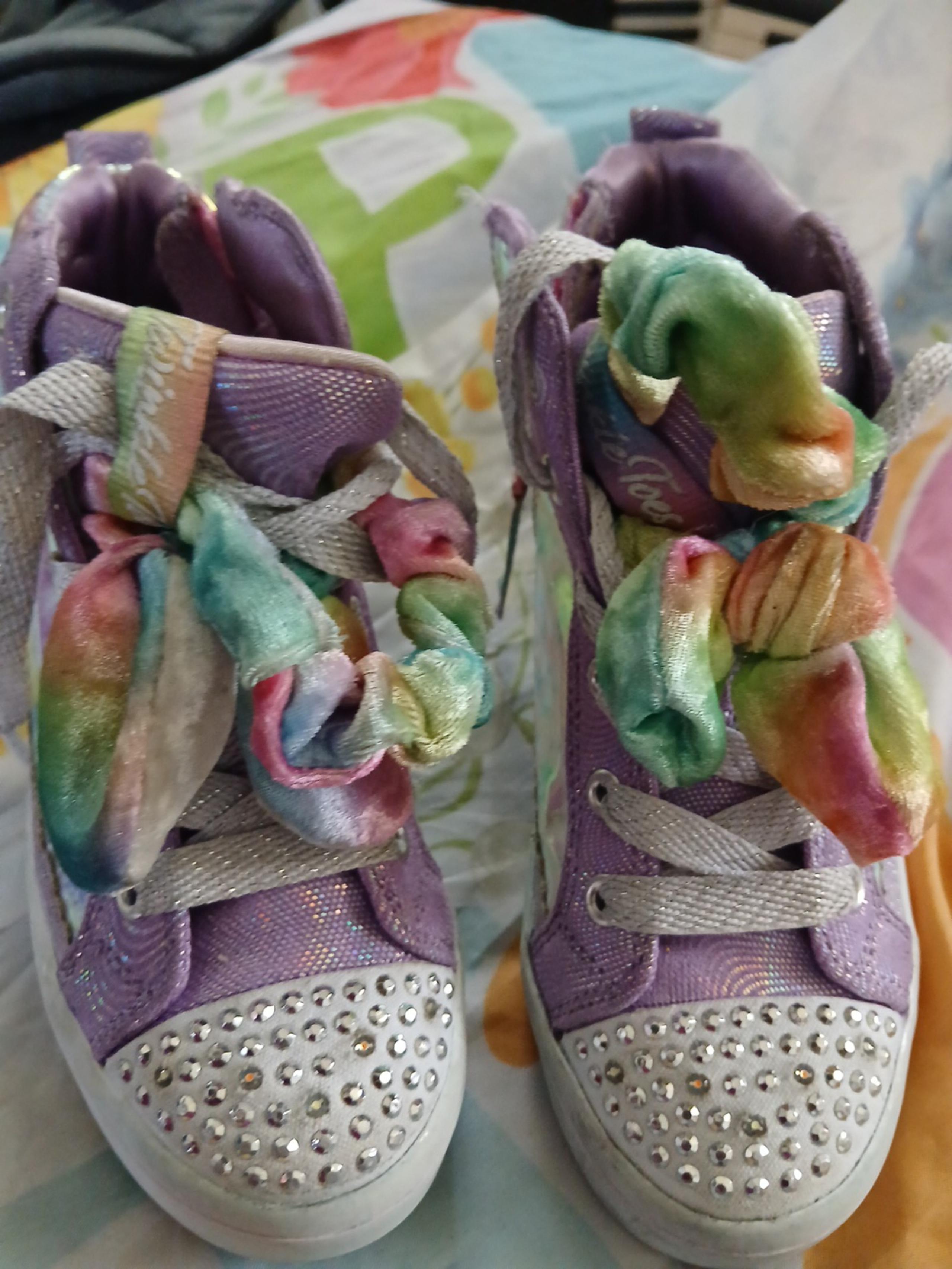 Youth Sneakers Size 12