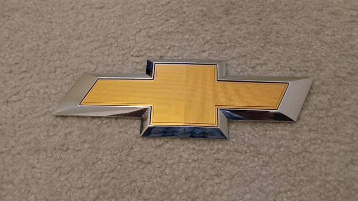 2014 - 2019 Chevy Silverado / Colorado Tailgate Bowtie Emblem Part # 22786435
