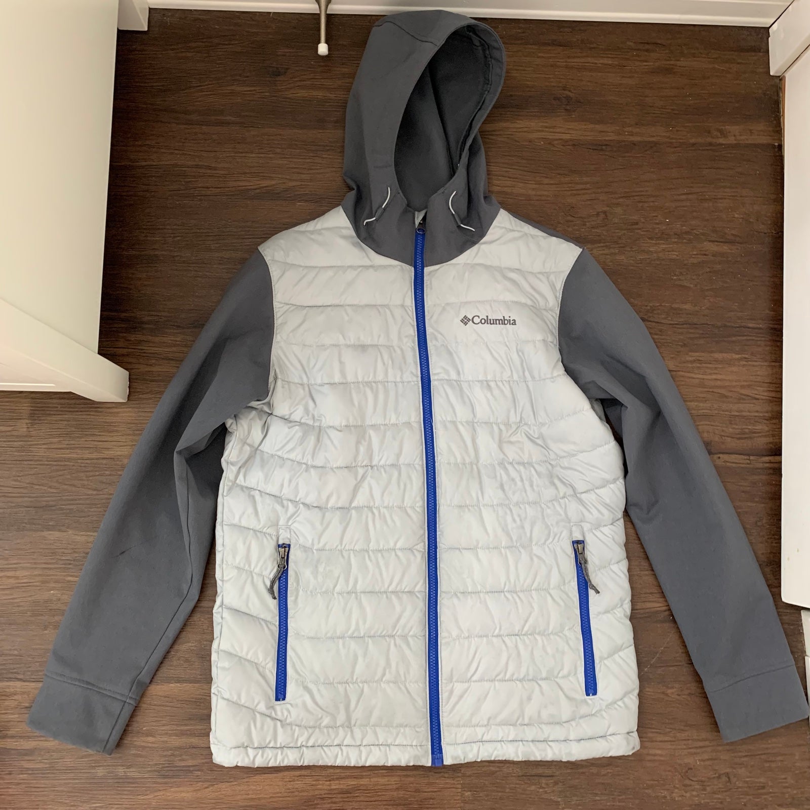 Columbia men's oyanta trail hybrid hooded puffer clearance jacket