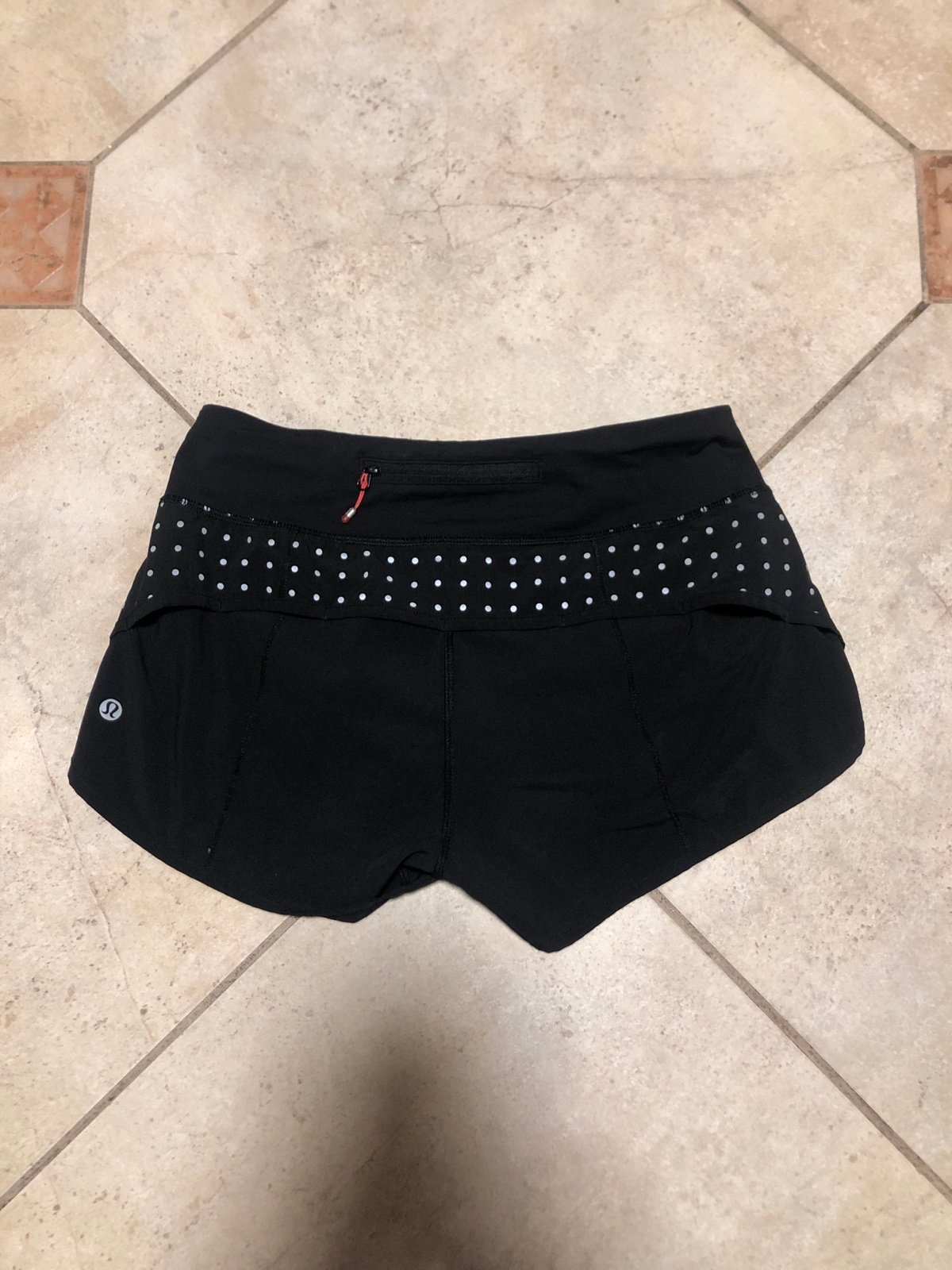 Lululemon speed athetica size 4