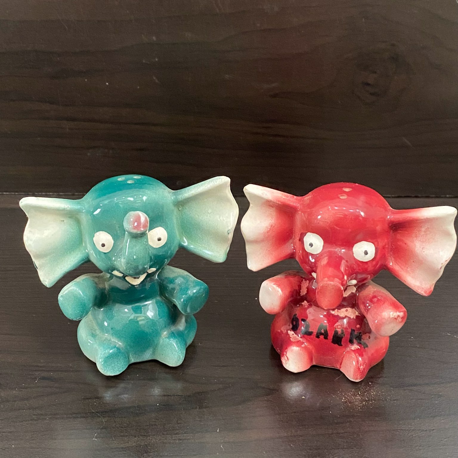 Vintage Japan Elephant Ruffled Ears Salt & Pepper Shaker Set