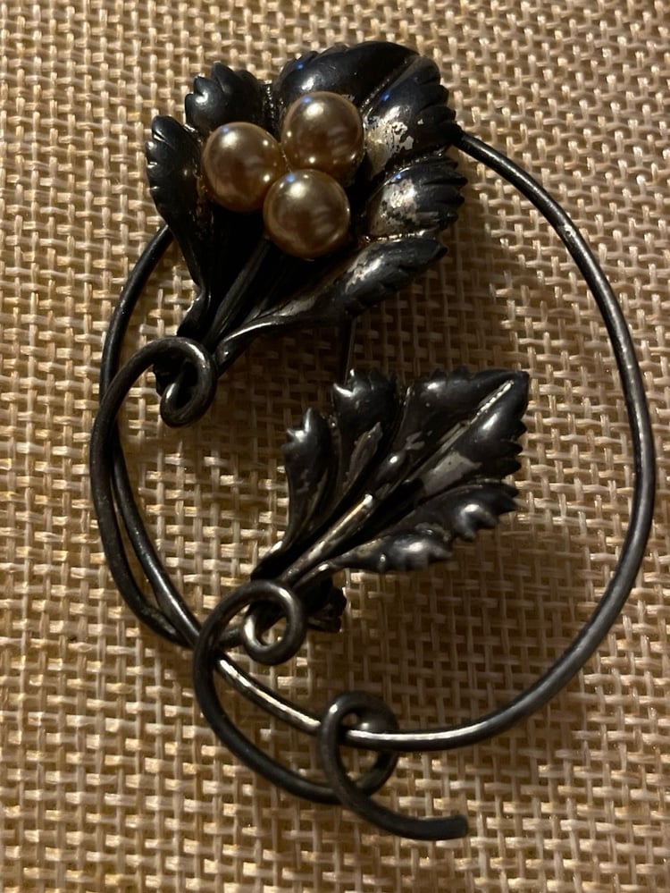 Sterling flower and Pearls Brooch