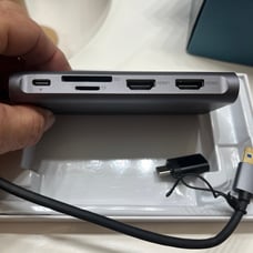 NWT boxed 11 in 1 docking station