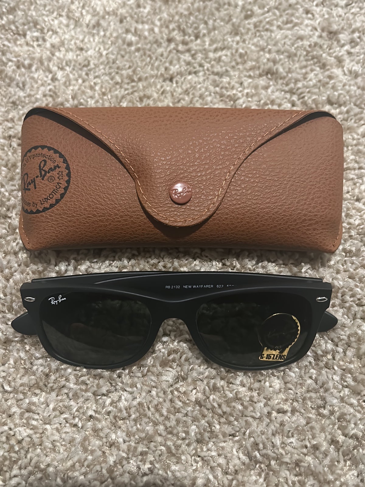 Ray-Ban