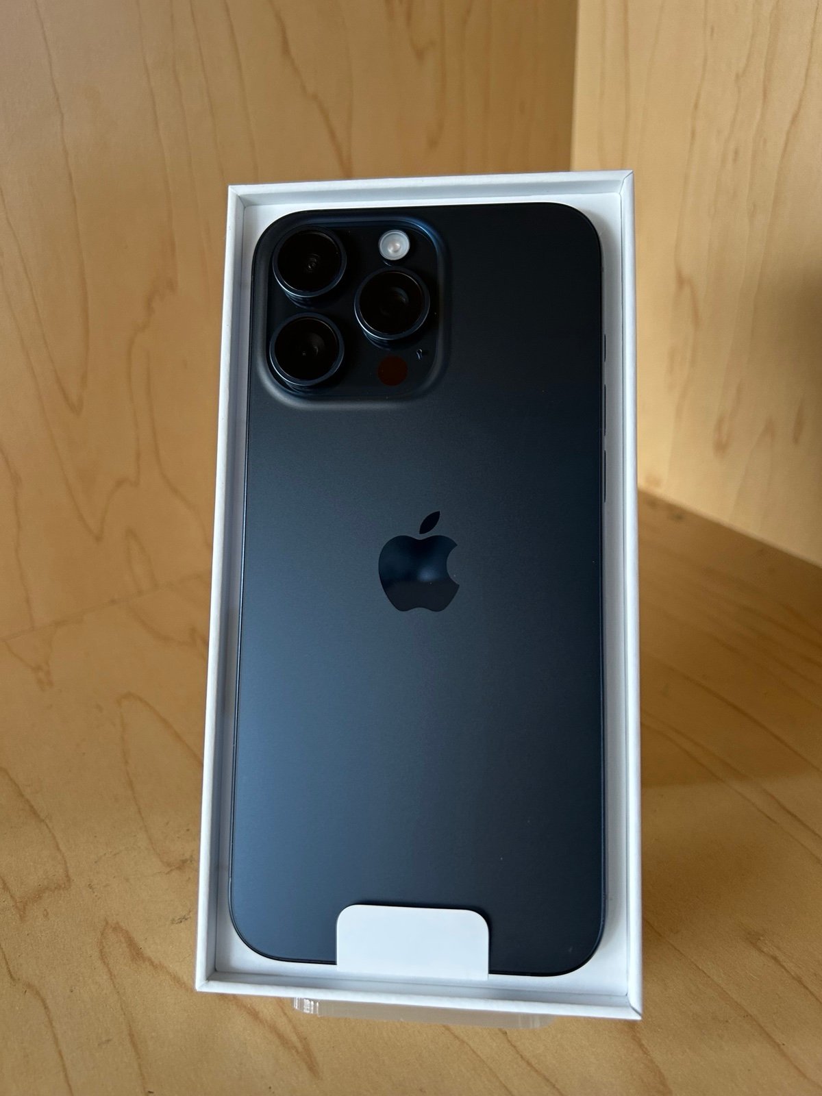 Apple iPhone 15 Max 256 NEW - BLACKLISTED