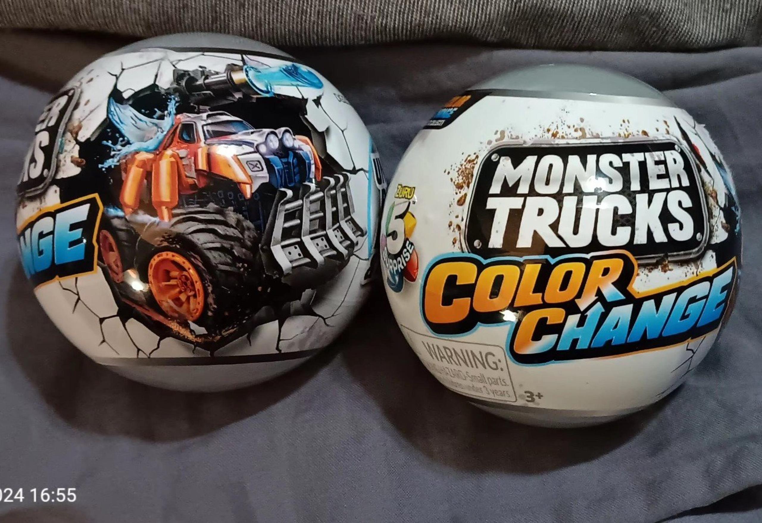 2X 5 Surprise Monster Trucks Color Change