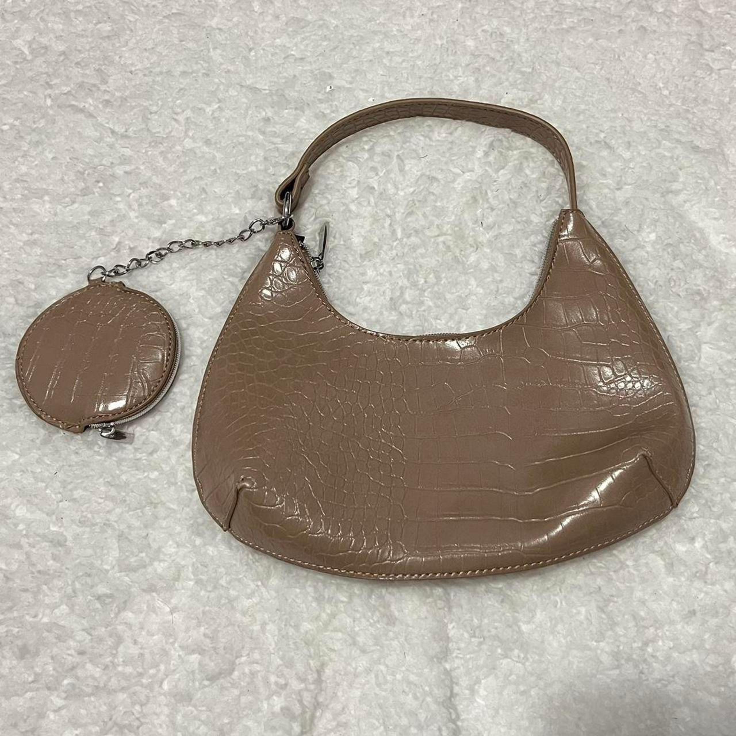 Forever 21 shoulder bag