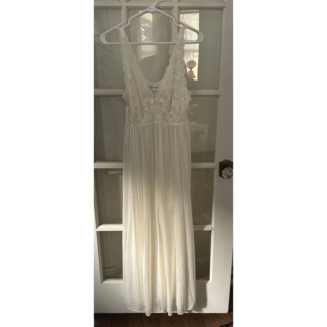 Vintage Shadowline Nightgown Maxi Cream Lace Nylon Bow Women's Medium