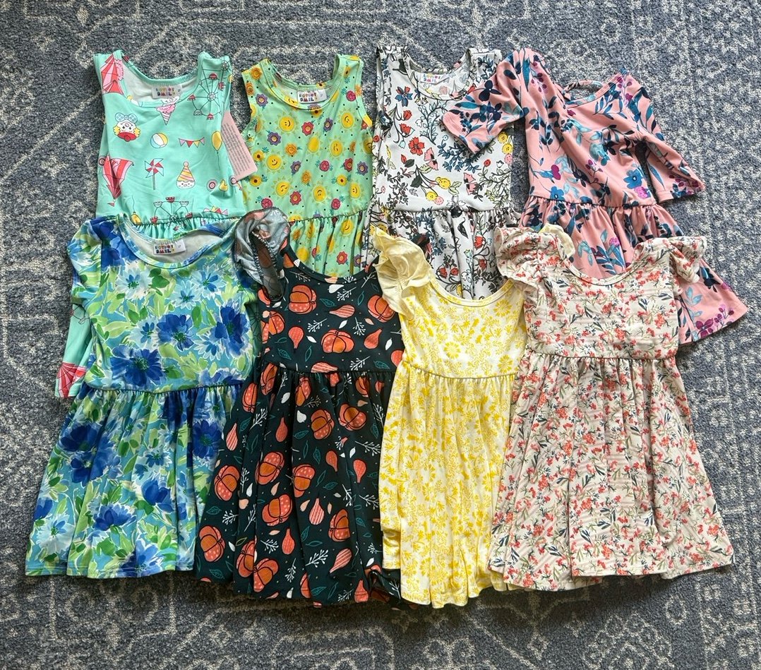 8 dot dot smile dresses in size 2t