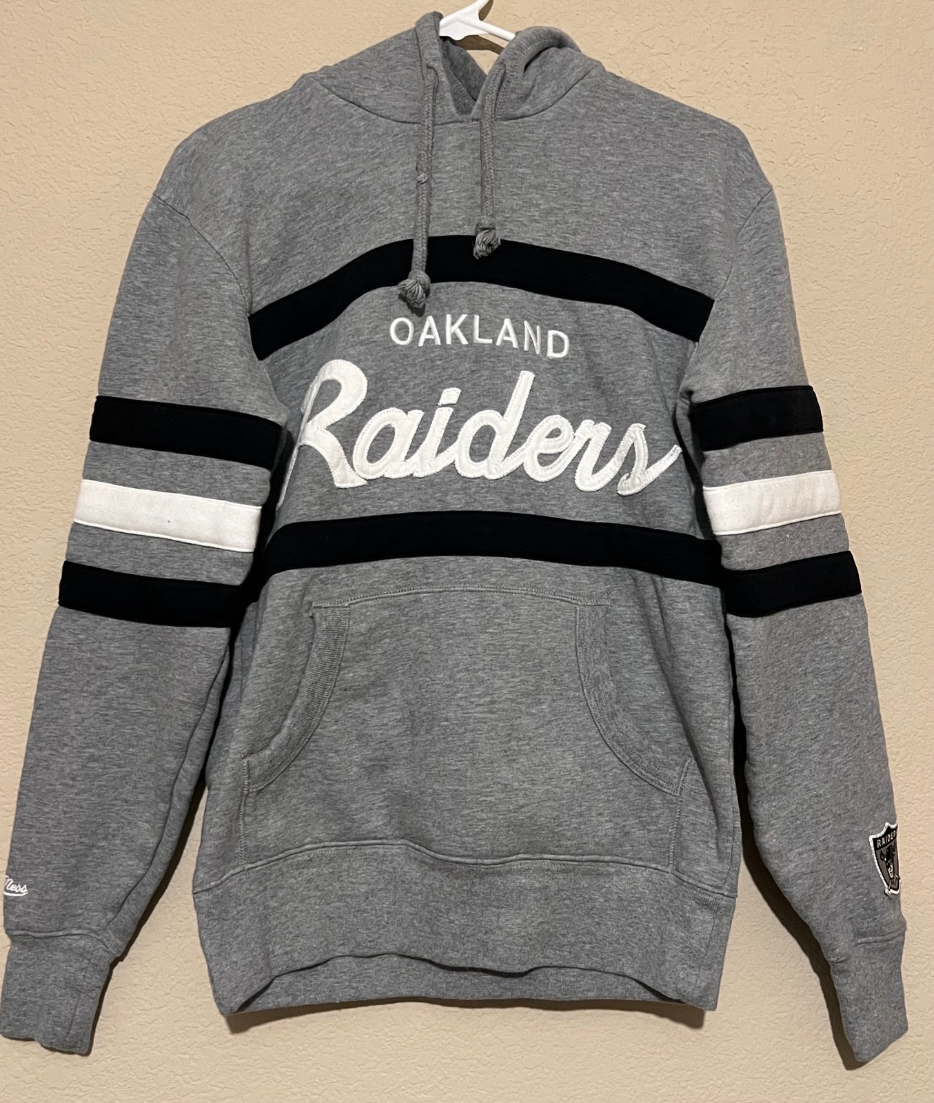 Mitchell & Ness Throwback Oakland Raiders Hoodie Hooded Adult Small LV