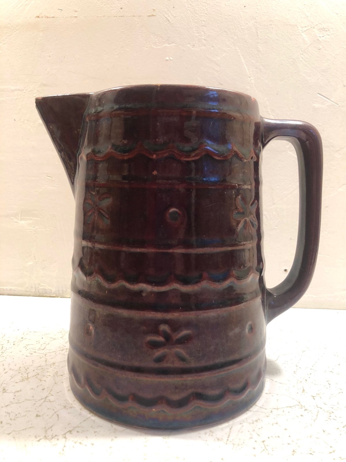 4890 VTG Marcrest Daisy Dot Pitcher DAMAGED Beautiful vase