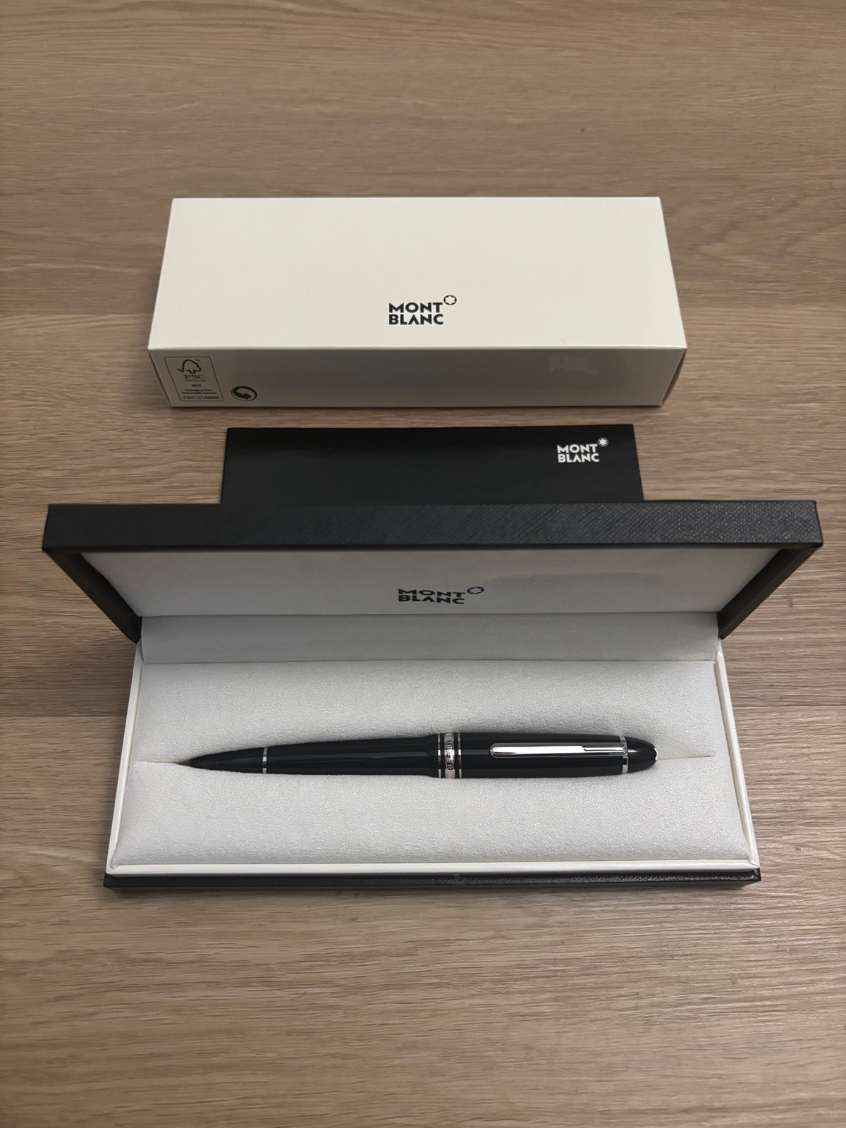 New Mont Blanc Meisterstuck pen