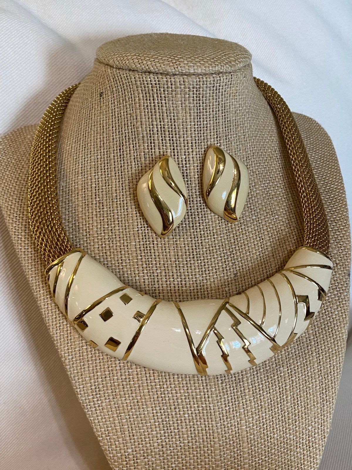 Vintage 1980s Monet Cream Enamel & Gold Tone Bib Necklace & Earrings Set.